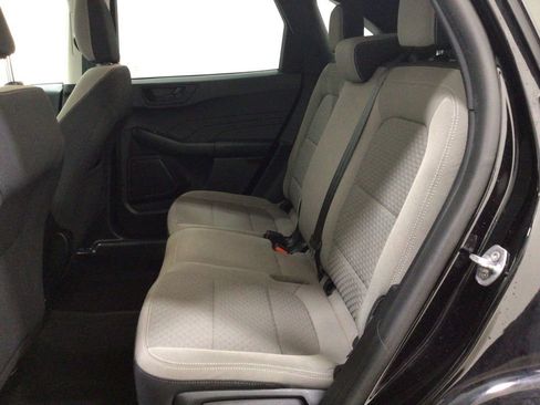 Used 2022 Ford Escape SE image 17