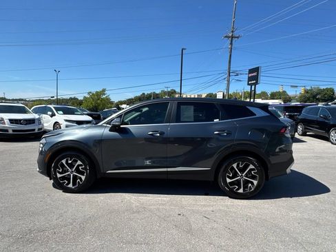 Used 2025 Kia Sportage EX FWD image 6