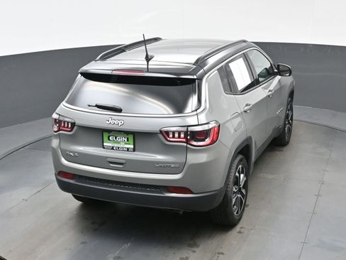 Used 2022 Jeep Compass Limited w/ Sun and Sound Group image 37