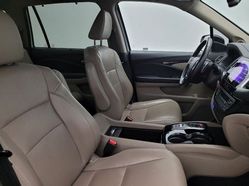Used 2018 Honda Pilot Elite image 21