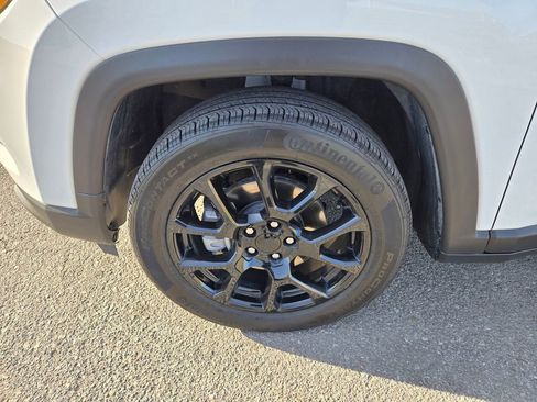 Used 2022 Jeep Compass Altitude w/ Convenience Group image 12