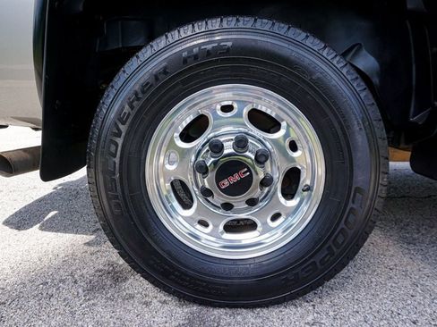 Used 2005 GMC Yukon XL 2500 SLT w/ SLT Preferred Equipment Group image 64