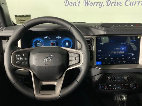 New 2026 Ford Bronco Outer Banks w/ Sasquatch Package AWD/4WD image 17