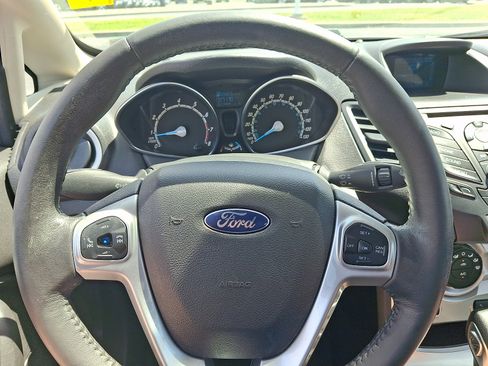Used 2016 Ford Fiesta SE FWD image 17