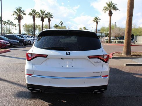 Used 2023 Acura MDX SH-AWD w/ Advance Package image 4