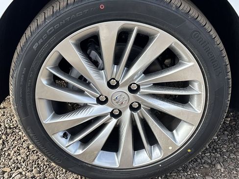 New 2026 Buick Envision Avenir image 34