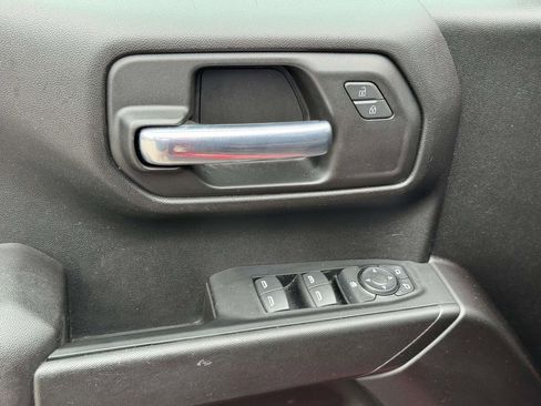 Used 2021 Chevrolet Silverado 1500 Custom Trail Boss w/ LPO, Dark Essentials Package AWD/4WD image 16