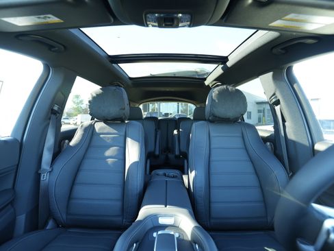 New 2026 Mercedes-Benz GLS 450 4MATIC image 35