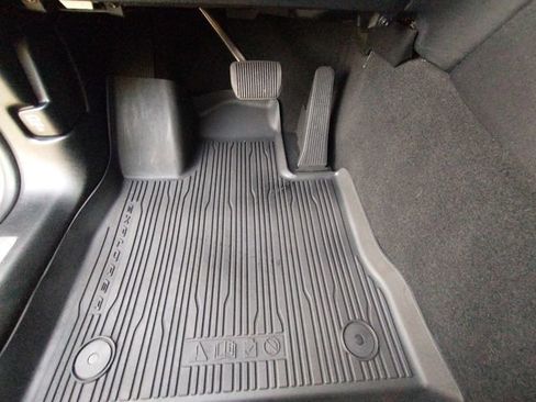 Used 2021 Ford Explorer Platinum w/ Equipment Group 601A image 33