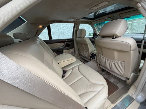 Used 1995 Mercedes-Benz S 500 Sedan image 48