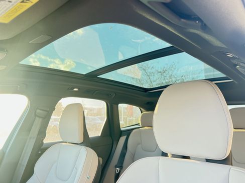 New 2026 Volvo XC60 B5 Plus w/ Protection Package Premier image 23