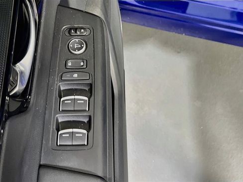 Used 2025 Honda CR-V EX-L image 17