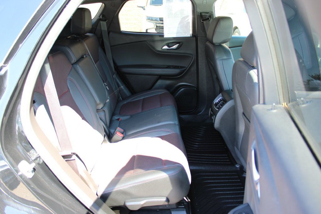 Certified 2022 Chevrolet Blazer RS w/ Enhanced Convenience Package AWD/4WD image 47