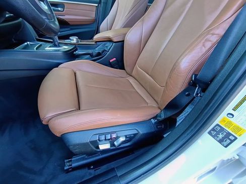 Used 2017 BMW 330i xDrive Wagon image 30