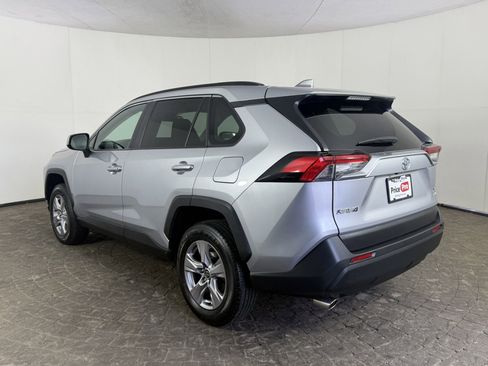 Used 2025 Toyota RAV4 XLE w/ Convenience Package image 5