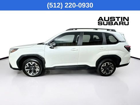 Used 2026 Subaru Forester Premium AWD/4WD image 5