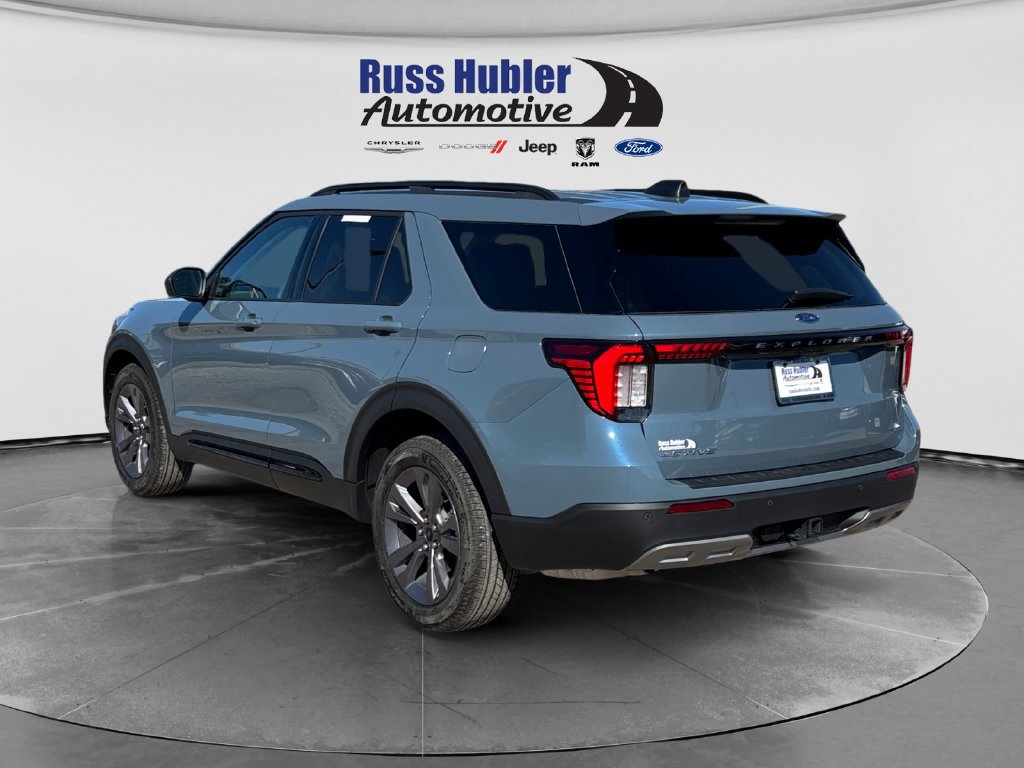 Used 2026 Ford Explorer Active w/ Active Comfort Package AWD/4WD image 3