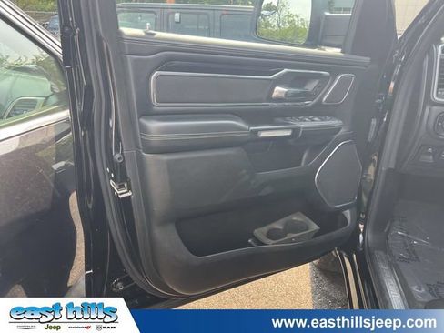 Used 2022 RAM 1500 Laramie AWD/4WD image 16