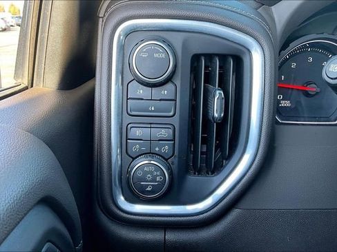 Used 2023 Chevrolet Silverado 2500 LT w/ Convenience Package image 16