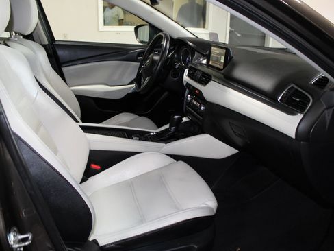 Used 2016 MAZDA MAZDA6 Grand Touring w/ GT Technology Package FWD image 32