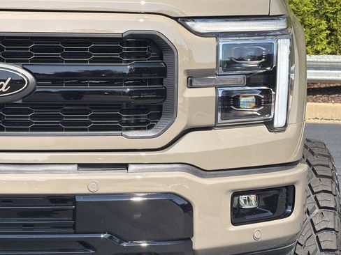 Used 2025 Ford F150 Lariat w/ Mobile Office Package AWD/4WD image 19