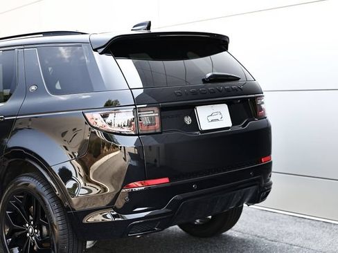 Used 2026 Land Rover Discovery Sport Landmark AWD/4WD image 9