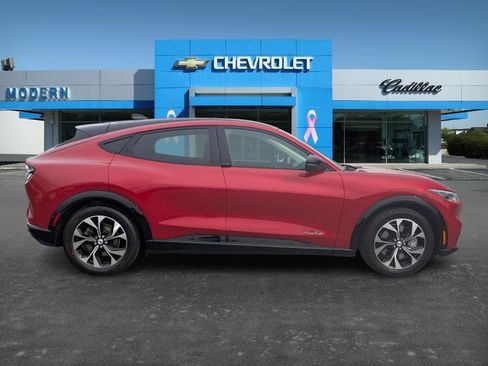 Used 2023 Ford Mustang Mach-E Premium image 4