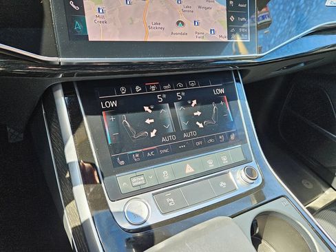 Used 2019 Audi Q8 Premium Plus AWD/4WD image 26