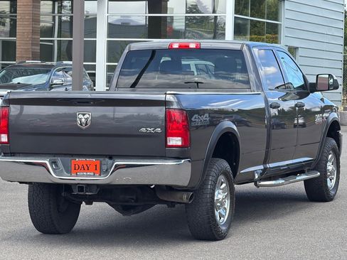 Used 2018 RAM 2500 Tradesman w/ Chrome Appearance Group AWD/4WD image 5