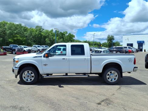 Used 2014 Ford F350 Lariat w/ Chrome Package AWD/4WD image 2