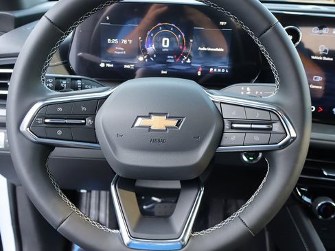 New 2026 Chevrolet Traverse LT w/ LPO, Floor Liner Package image 6