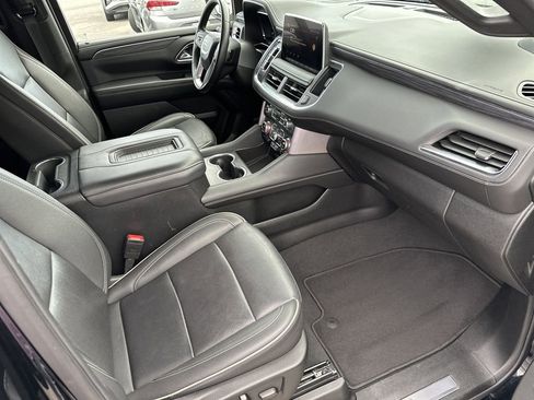 Used 2024 GMC Yukon SLT AWD/4WD image 29