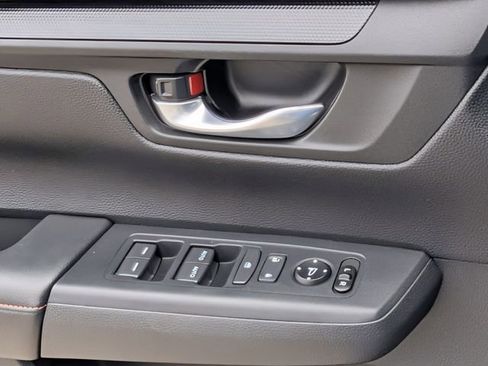 Used 2023 Honda CR-V Sport image 24