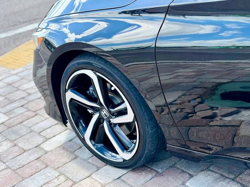 Used 2021 Honda Accord Sport image 10