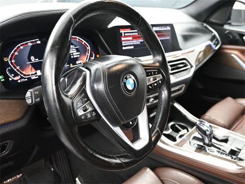 Used 2019 BMW X5 xDrive50i w/ Executive Package image 4