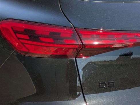 New 2025 Audi Q5 Premium Plus image 13