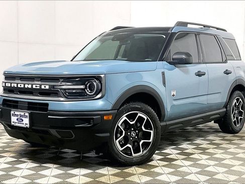 Used 2021 Ford Bronco Sport Big Bend w/ Big Bend Package image 2