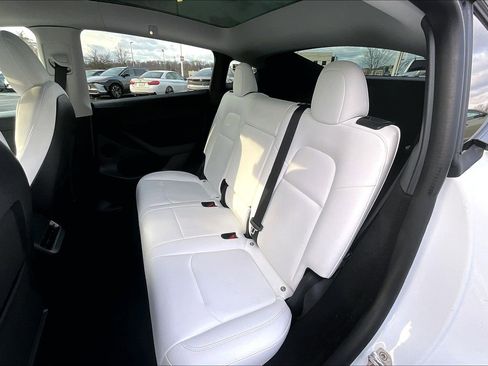 Used 2023 Tesla Model Y Long Range image 24
