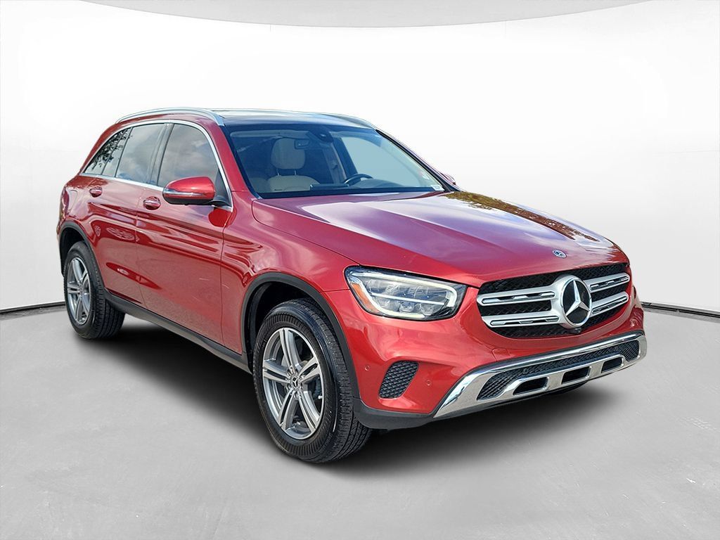 Used 2021 Mercedes-Benz GLC 300 w/ Premium Package image 3
