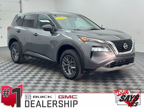 Used 2023 Nissan Rogue S image 1