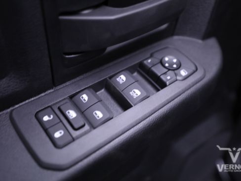 New 2026 RAM 3500 Tradesman AWD/4WD image 17