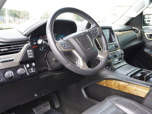 Used 2017 GMC Yukon Denali w/ Open Road Package image 26