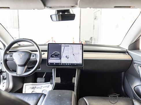 Used 2020 Tesla Model 3 Standard Range Plus image 29