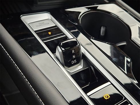 New 2026 Volkswagen Atlas Cross Sport SEL image 23