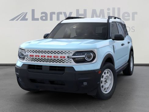 New 2025 Ford Bronco Sport Heritage w/ Convenience Package AWD/4WD image 2