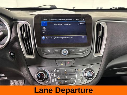 Used 2025 Chevrolet Malibu LT FWD image 14