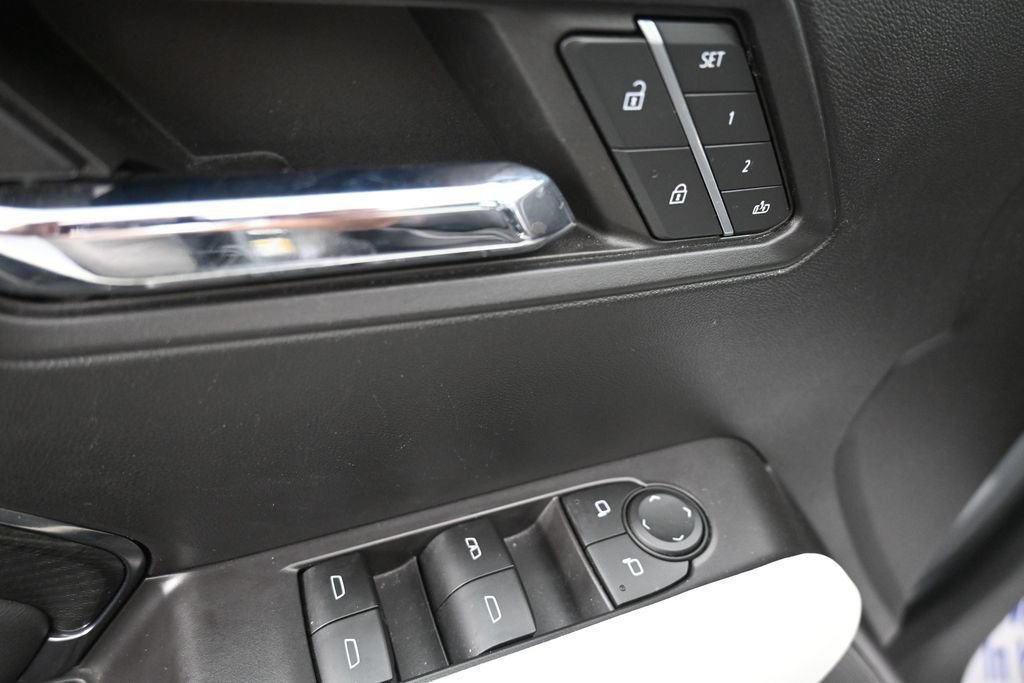 Used 2024 GMC Canyon AT4X w/ AT4X AEV Edition AWD/4WD image 27