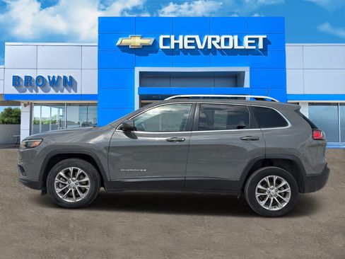 Used 2021 Jeep Cherokee Latitude Plus FWD image 5