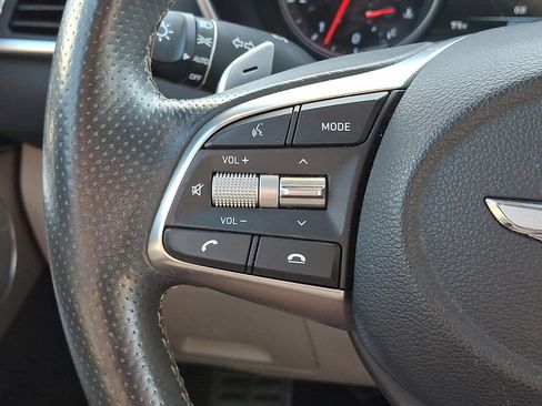 Used 2021 Genesis G70 3.3T image 21