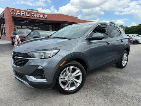 Used 2022 Buick Encore GX Preferred w/ Cold Weather Comfort Package FWD image 1